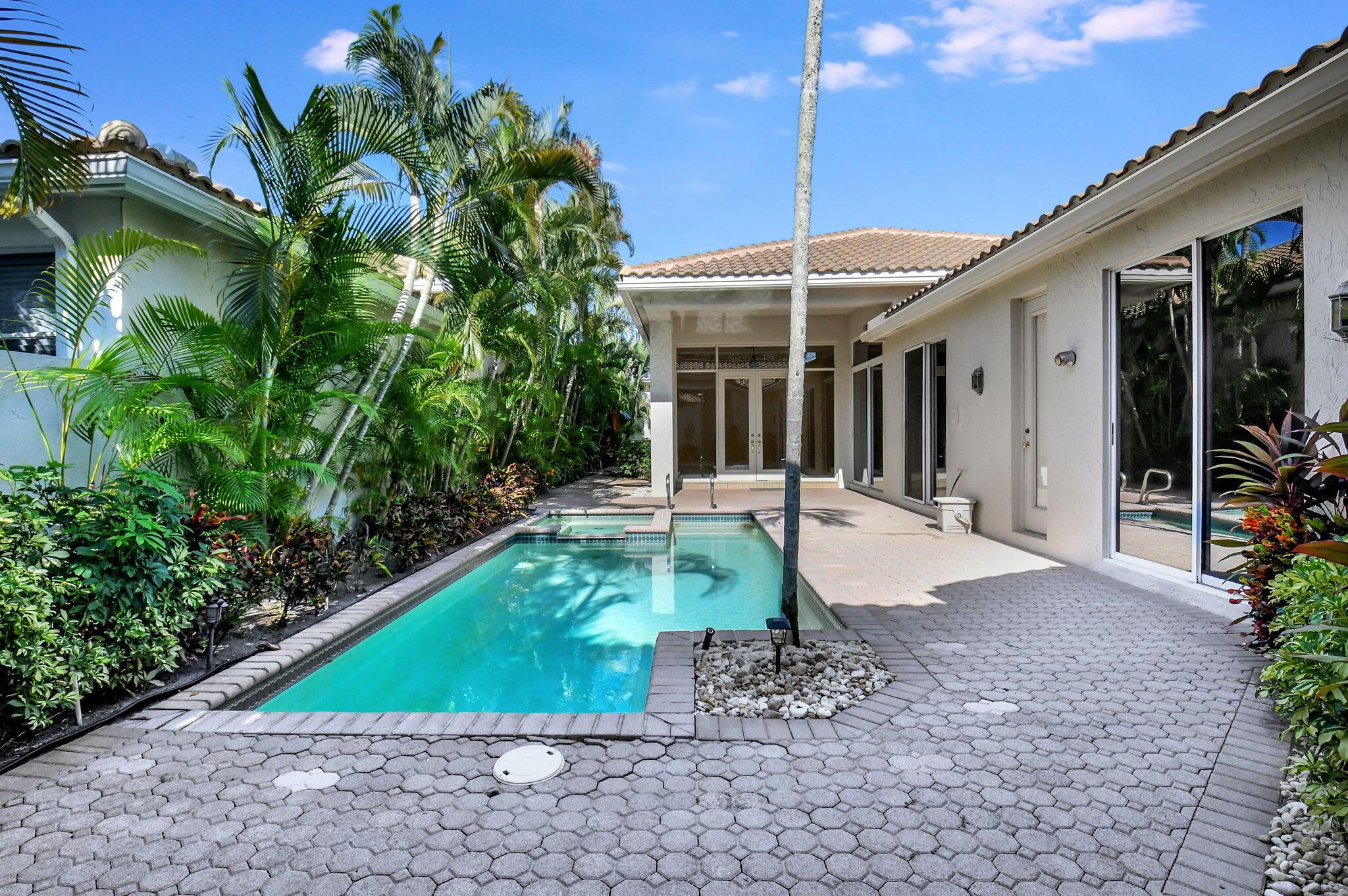 6689 NW 23rd Terrace