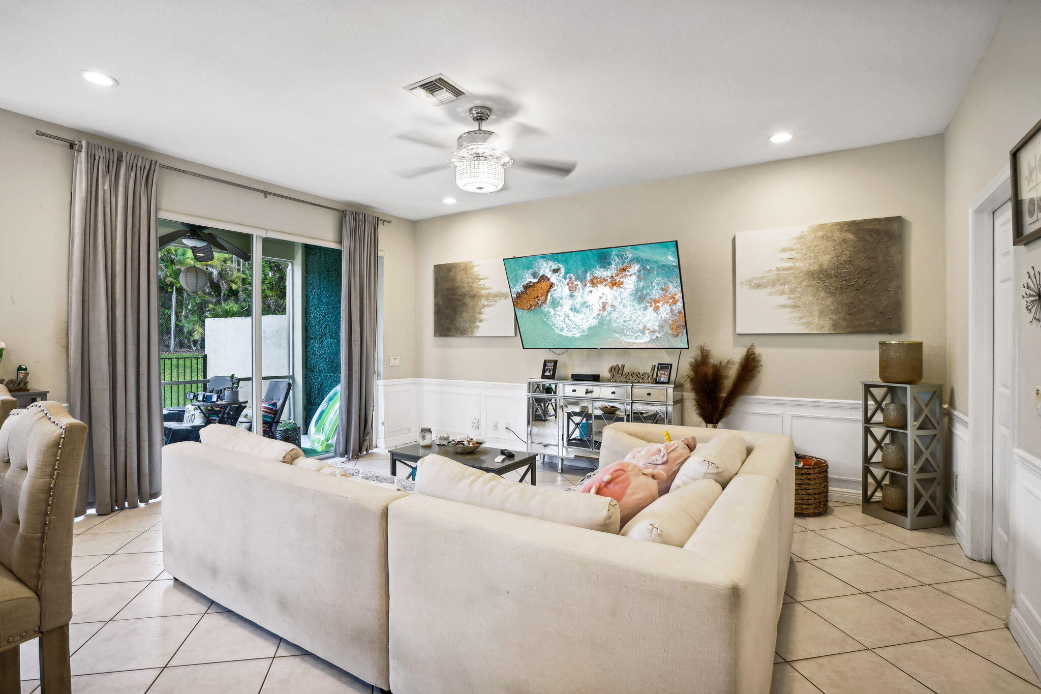 5755 Via De La Plata Circle