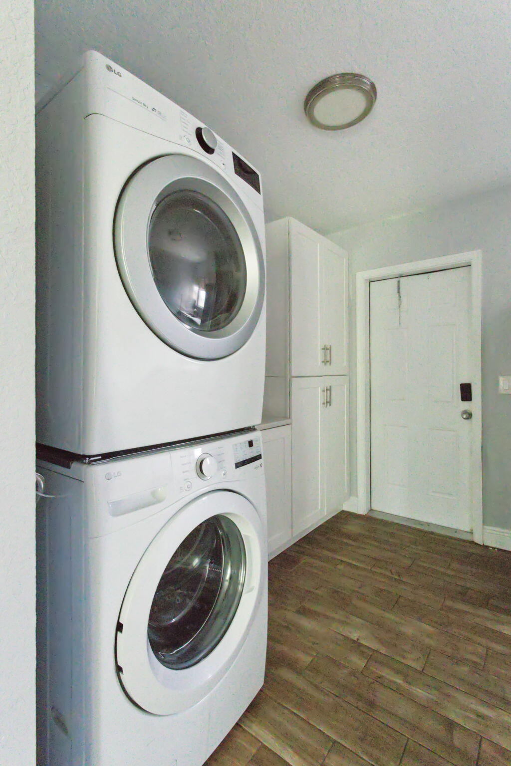 2227 NE 3rd Avenue 1