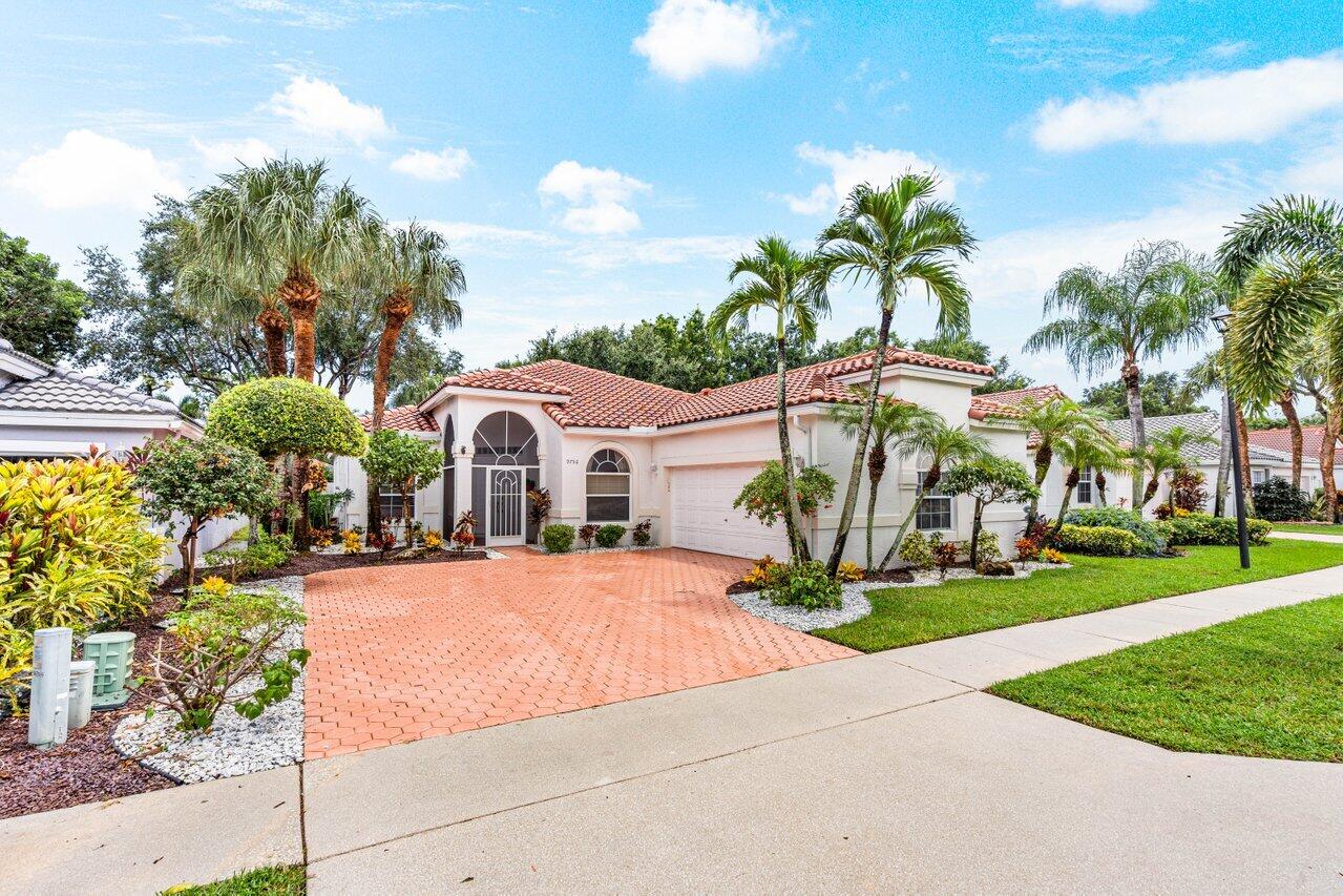 9756 Arbor View Drive S