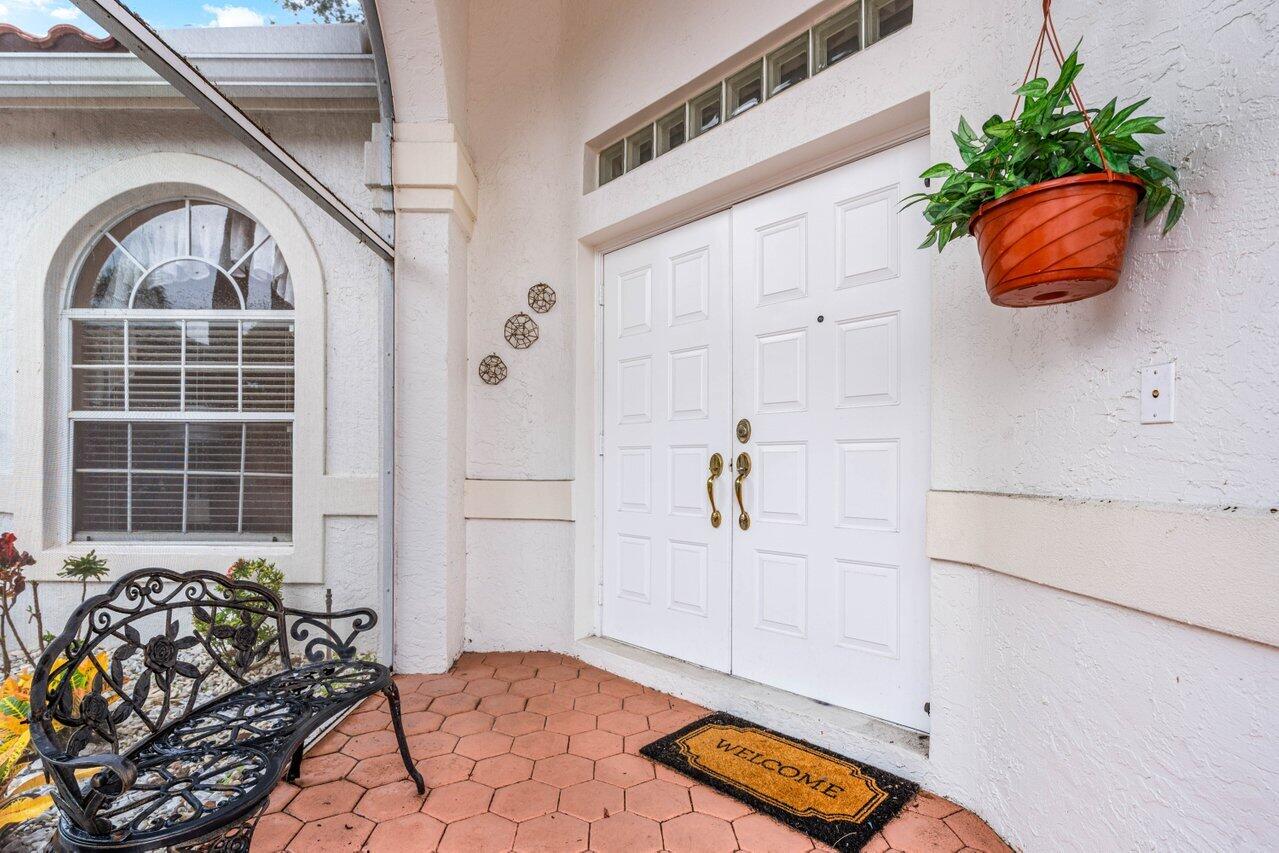 9756 Arbor View Drive S