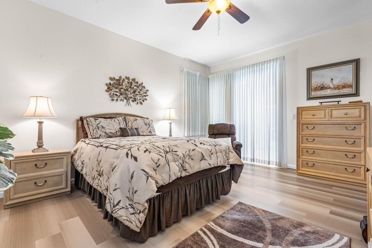 9756 Arbor View Drive S