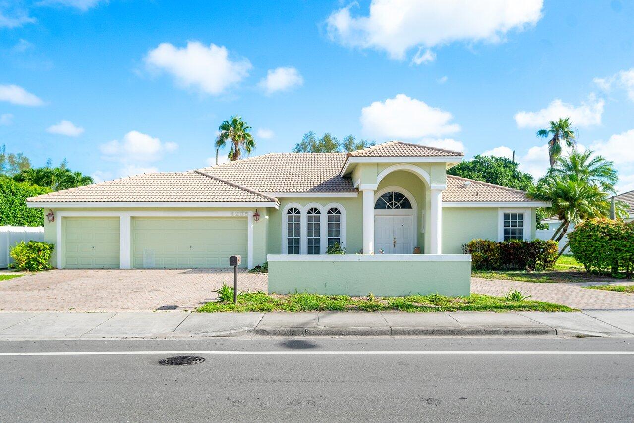 4235 Old Boynton Road