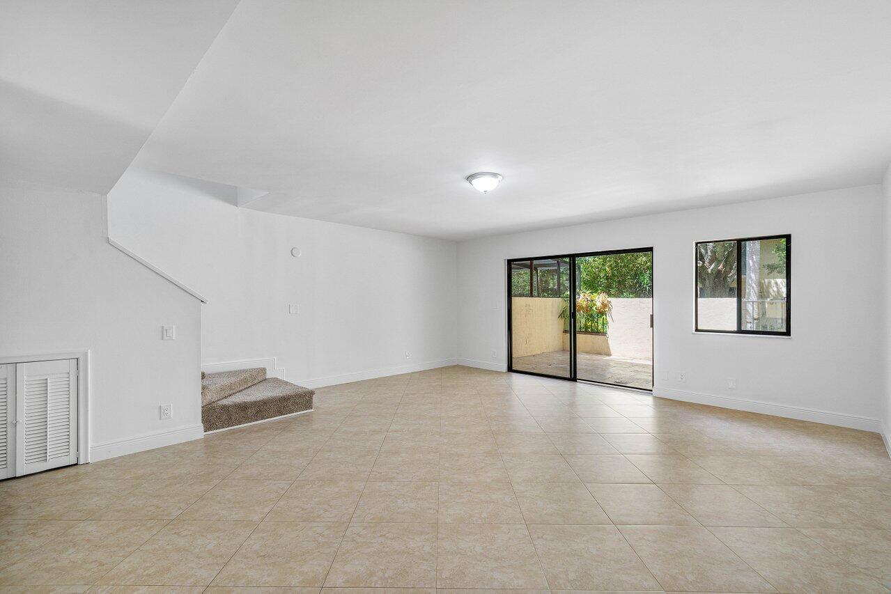 1330 NW 13th Street, 16, Boca Raton Unit: 16