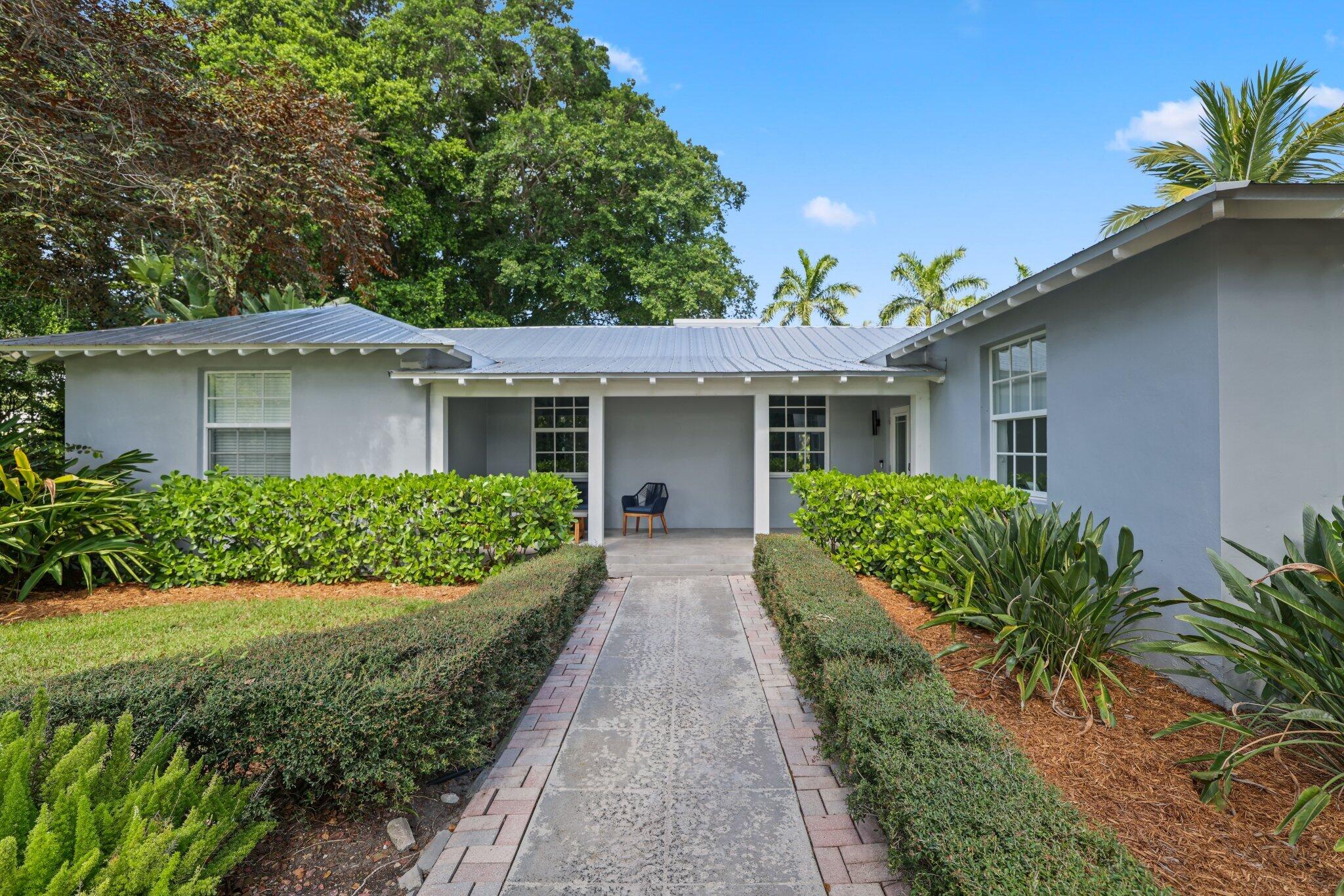 920 Hibiscus Lane