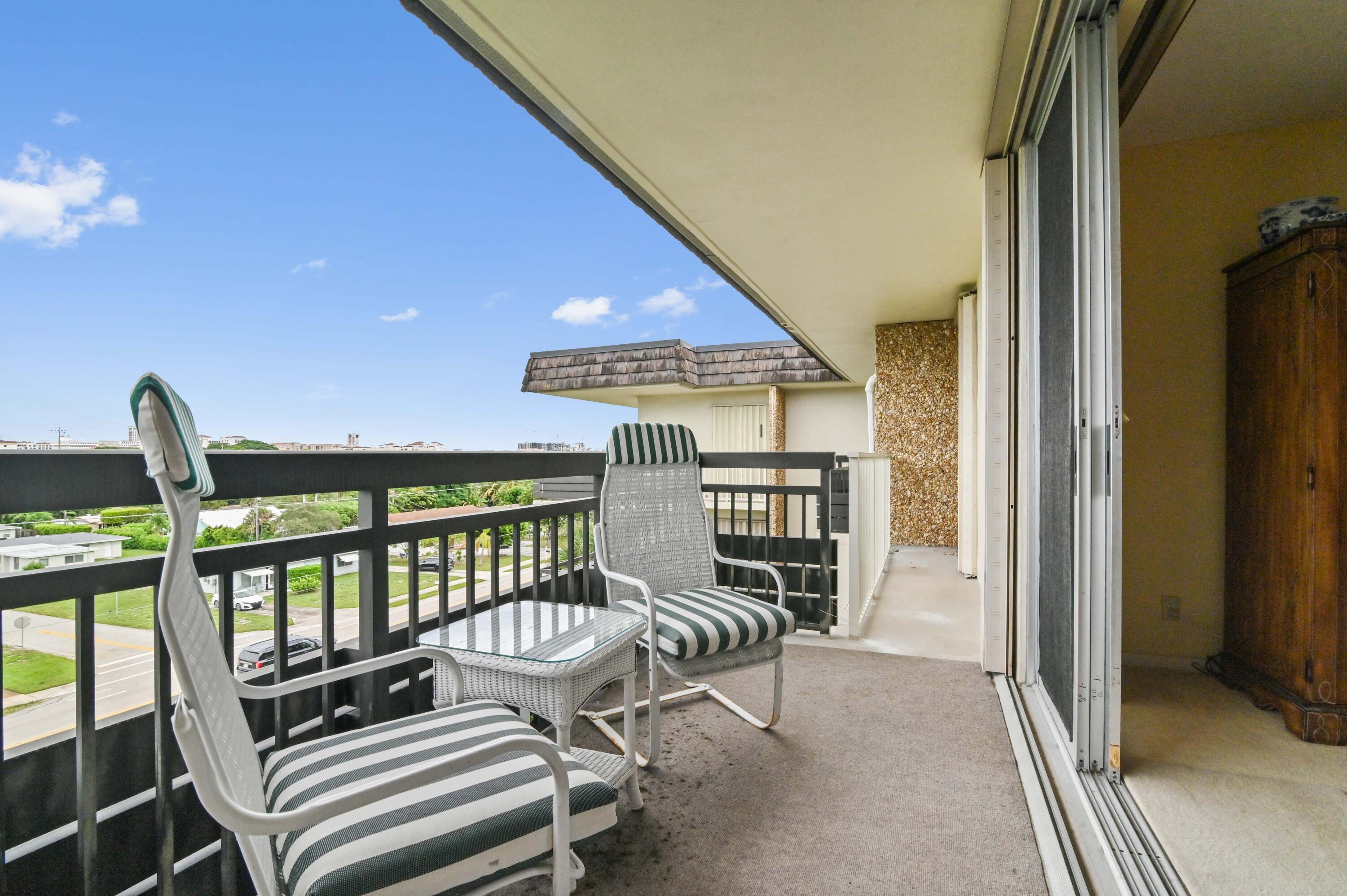 555 NW 4th Avenue 520