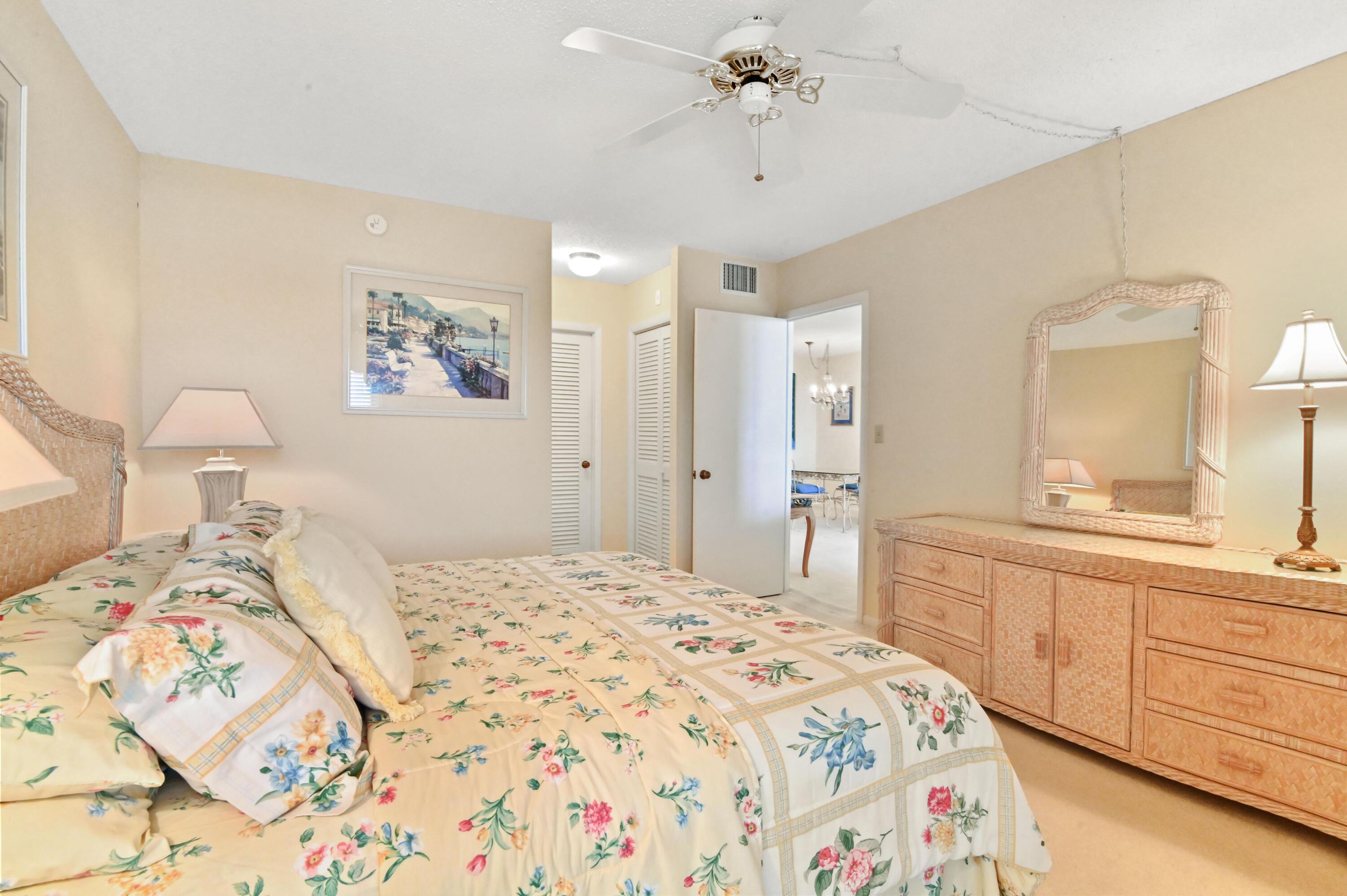 555 NW 4th Avenue 520