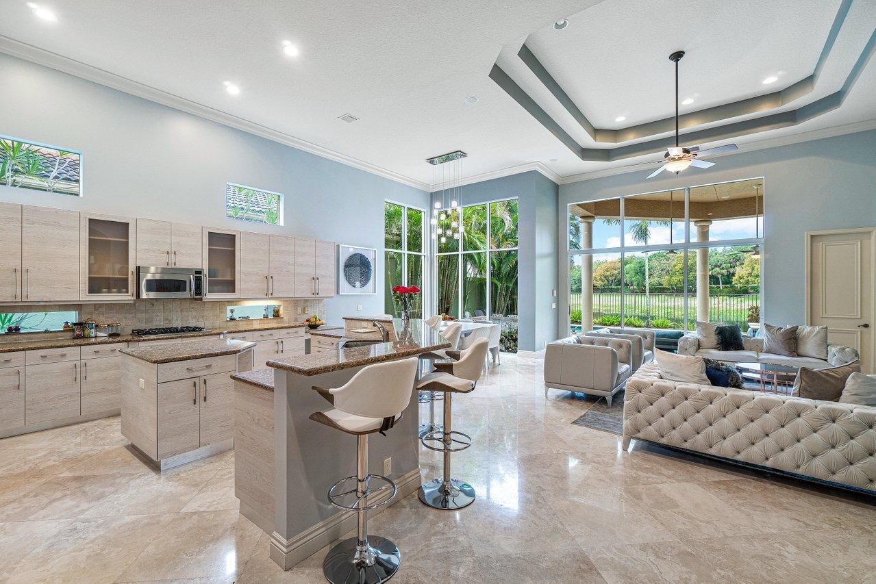 17771 Lake Azure Way