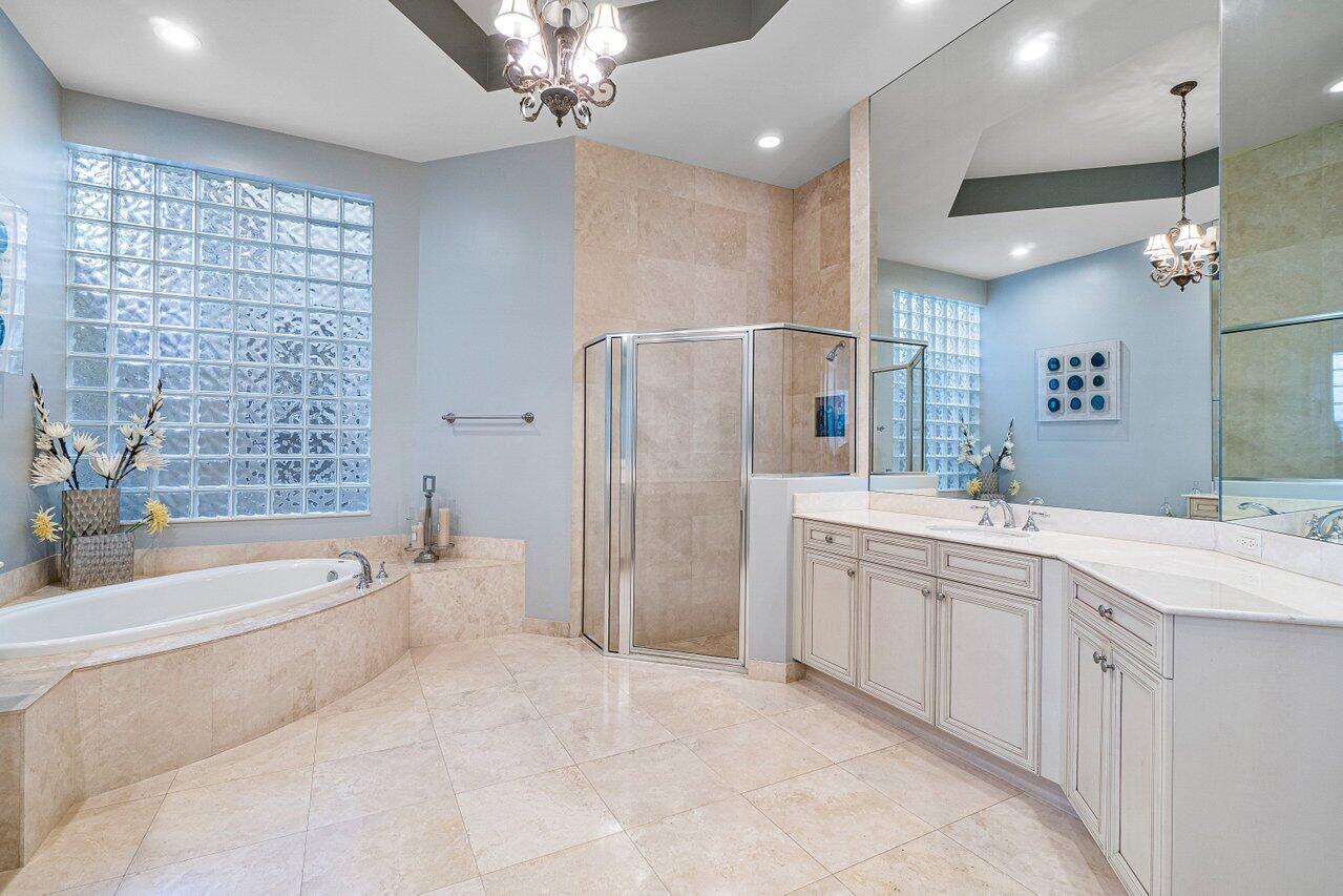 17771 Lake Azure Way