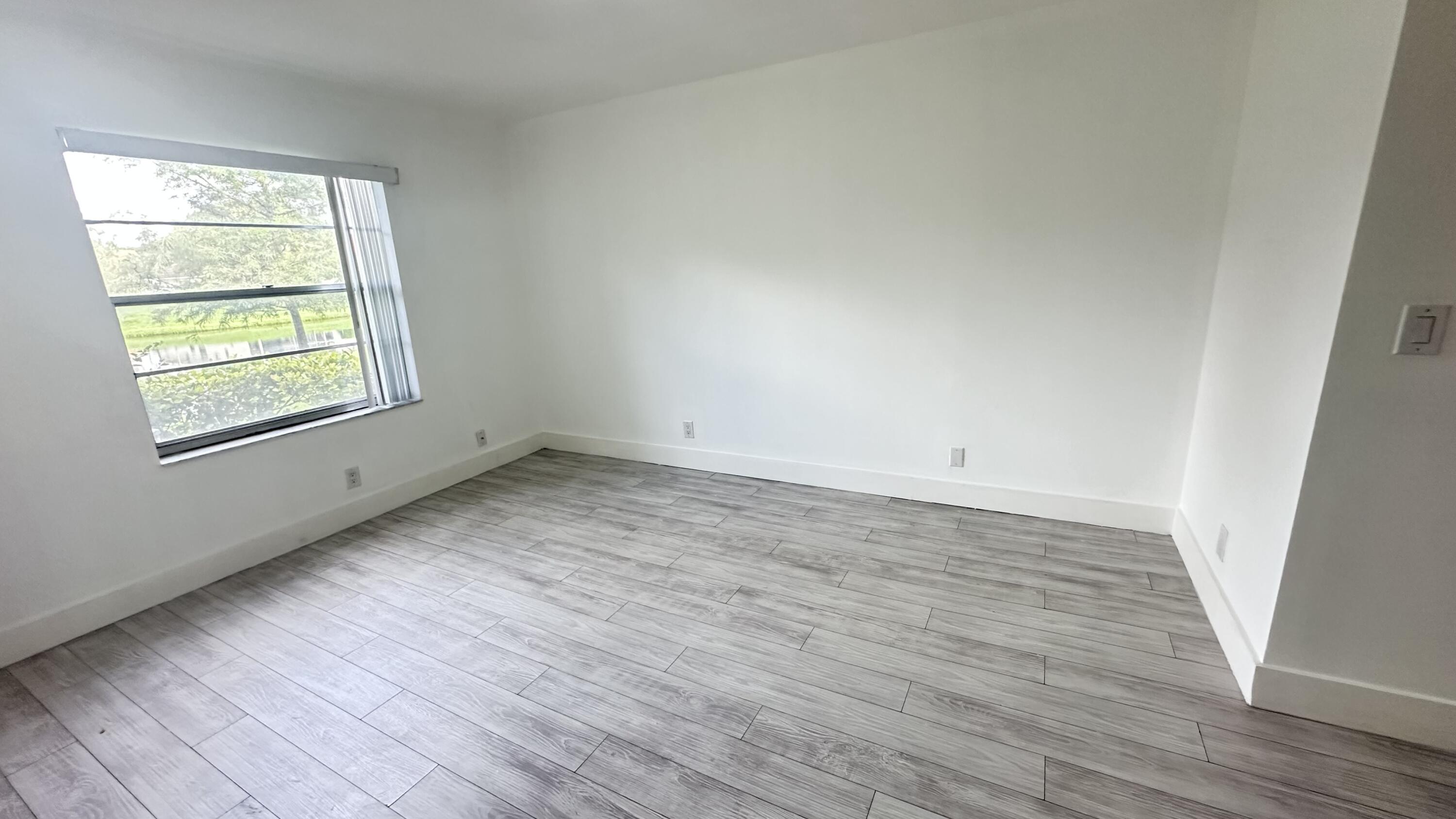 9991 Three Lakes Circle #25-C