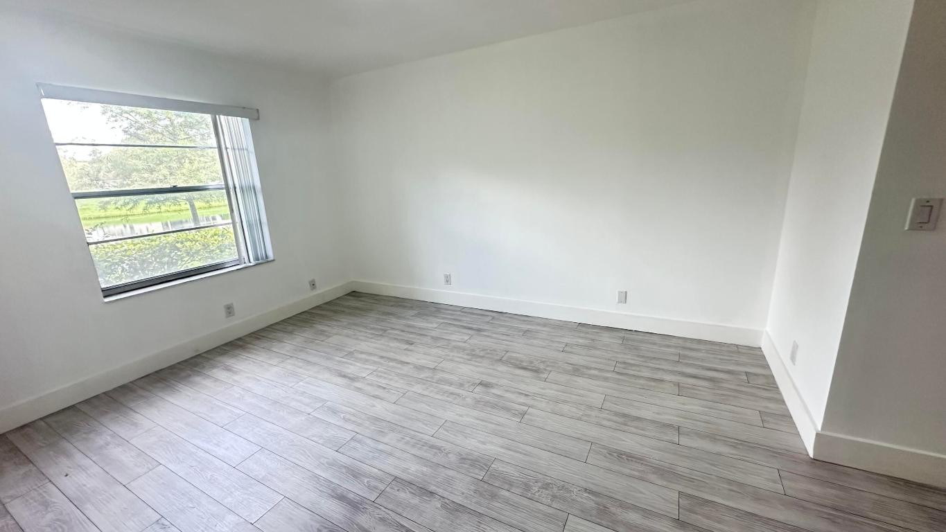 9991 Three Lakes Circle #25-C