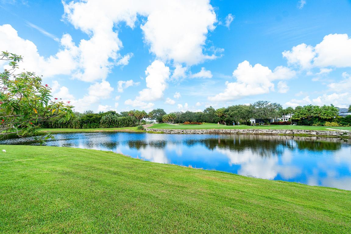 8119 Laurel Ridge Court, Delray Beach