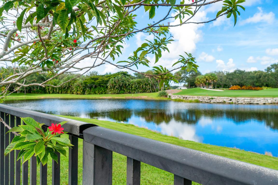 8119 Laurel Ridge Court, Delray Beach