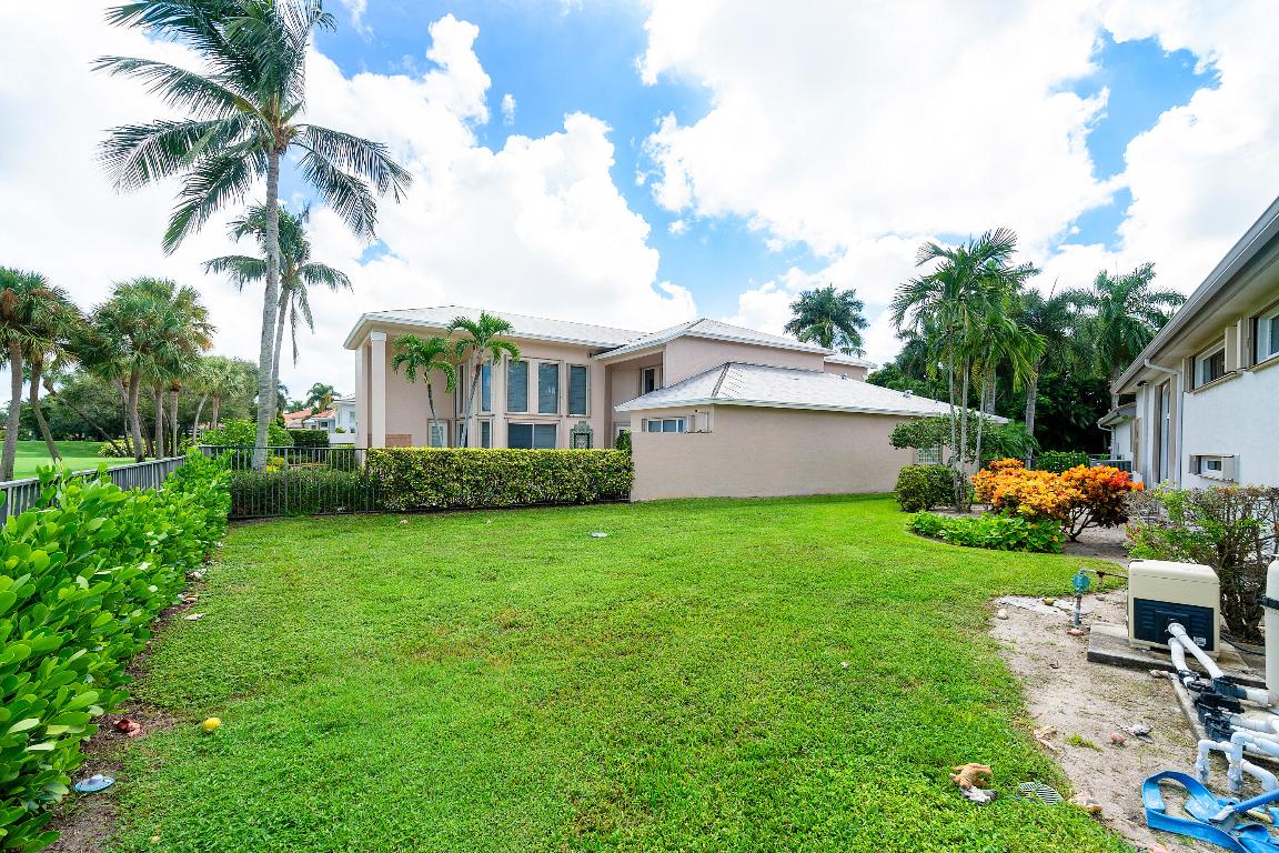 8119 Laurel Ridge Court, Delray Beach