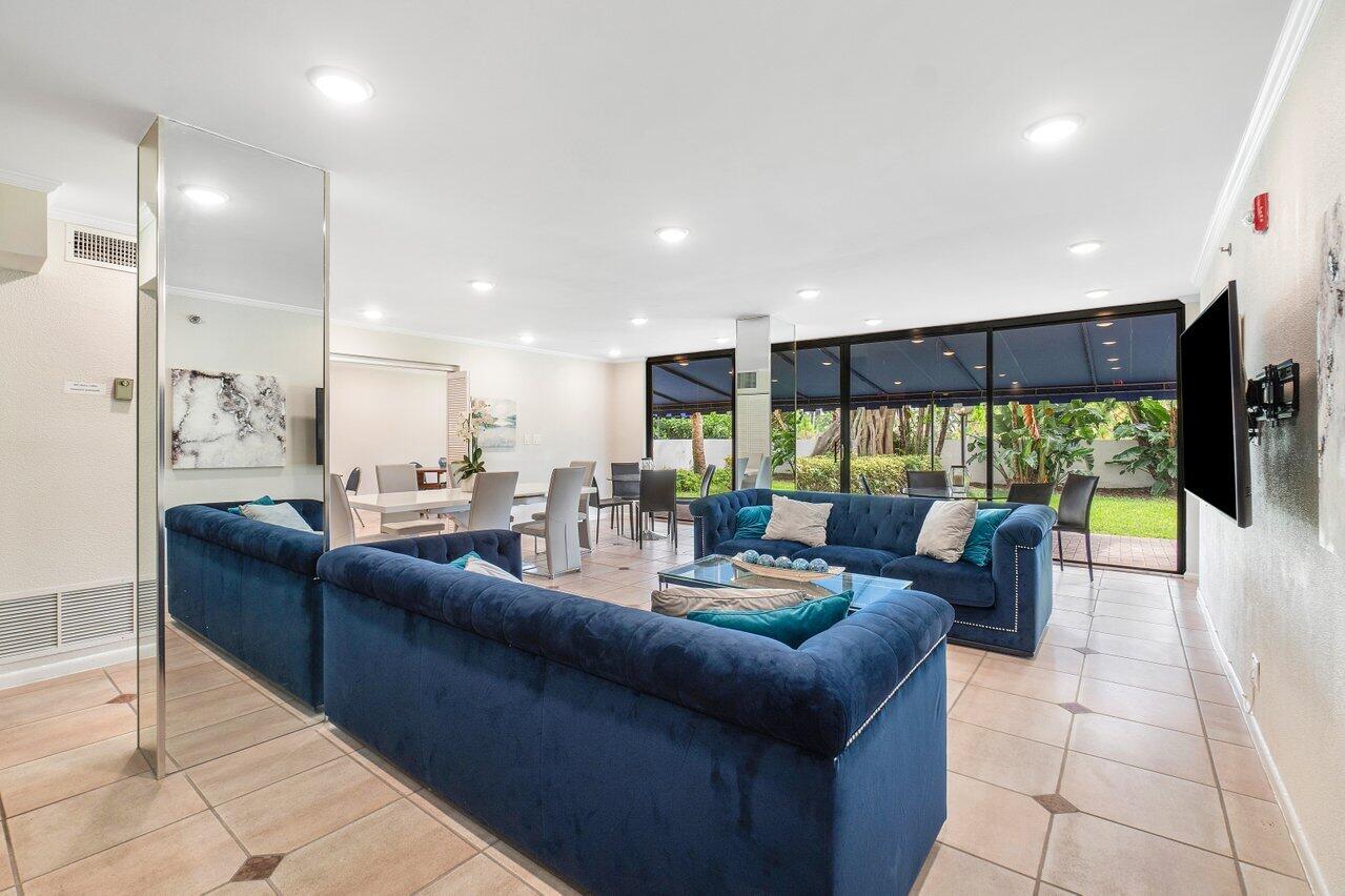 23200 Camino Del Mar 504