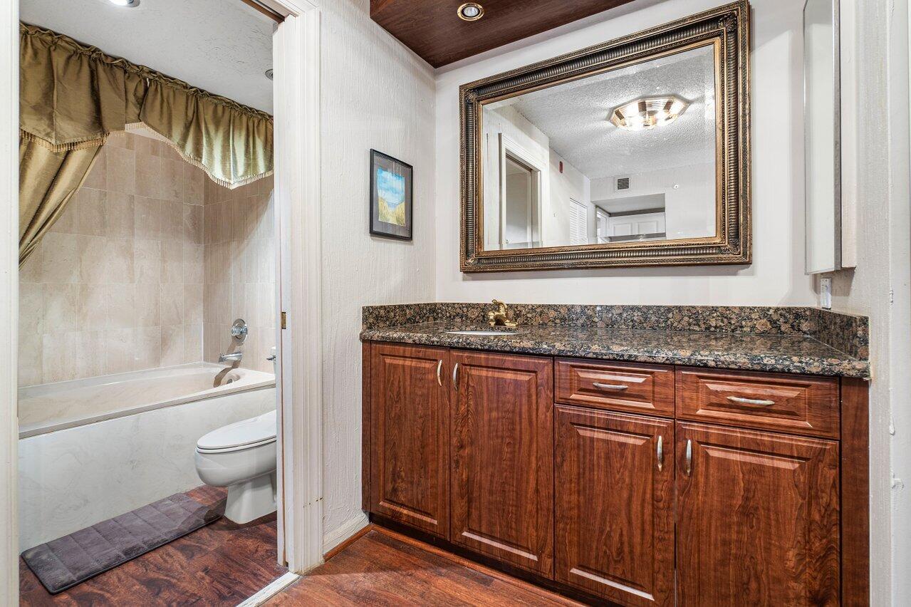 23200 Camino Del Mar 504