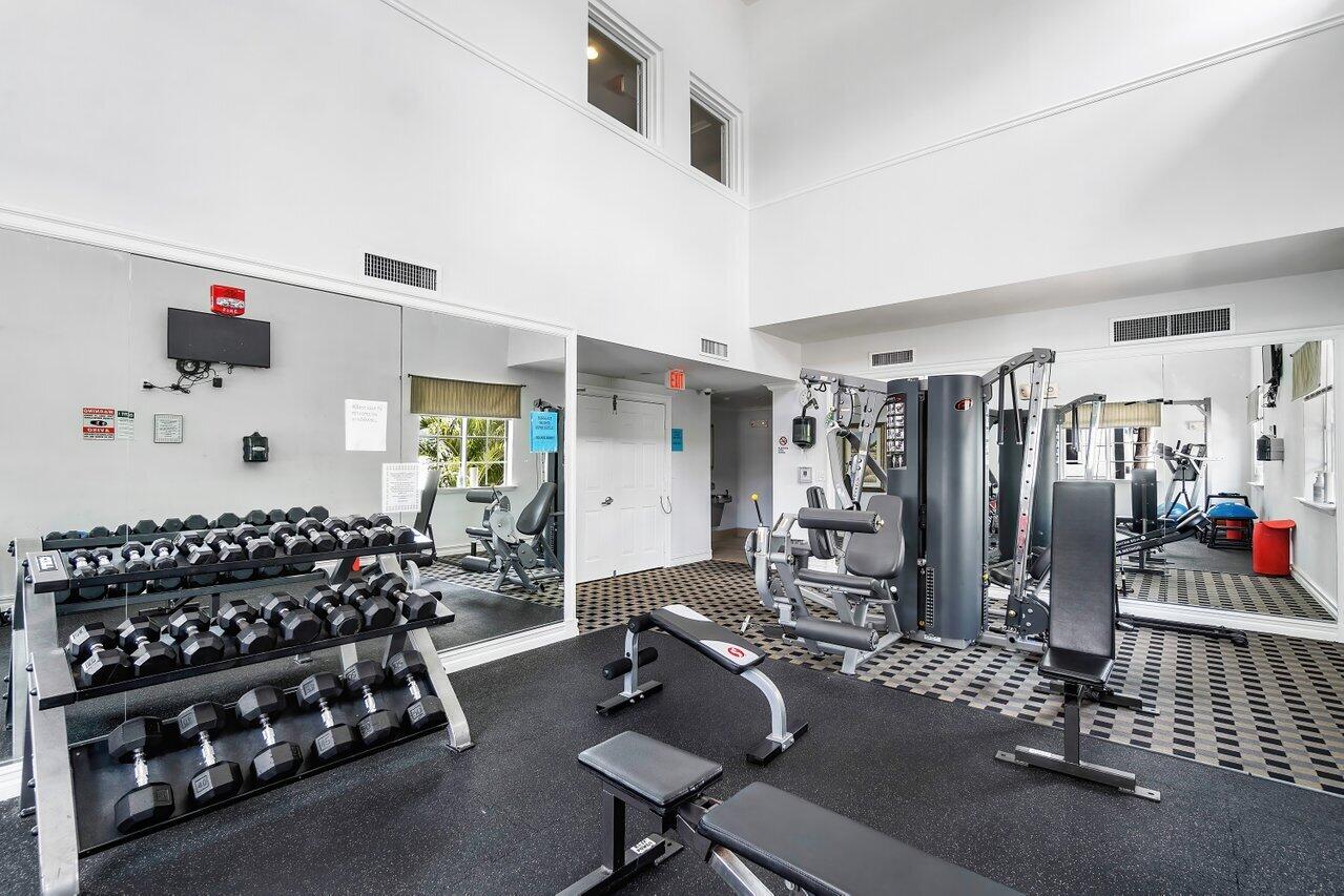250 NE 3rd Avenue 1-205