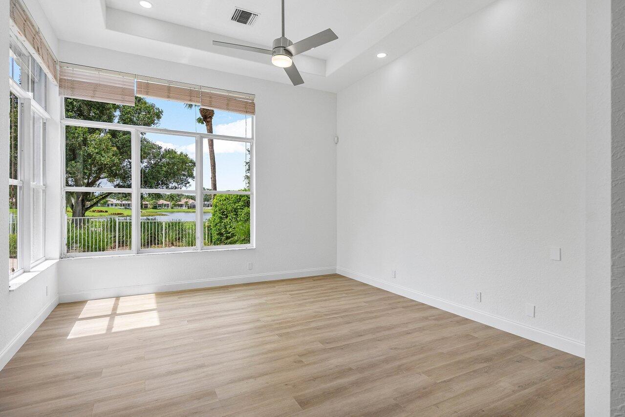 7976 Villa D Este Way