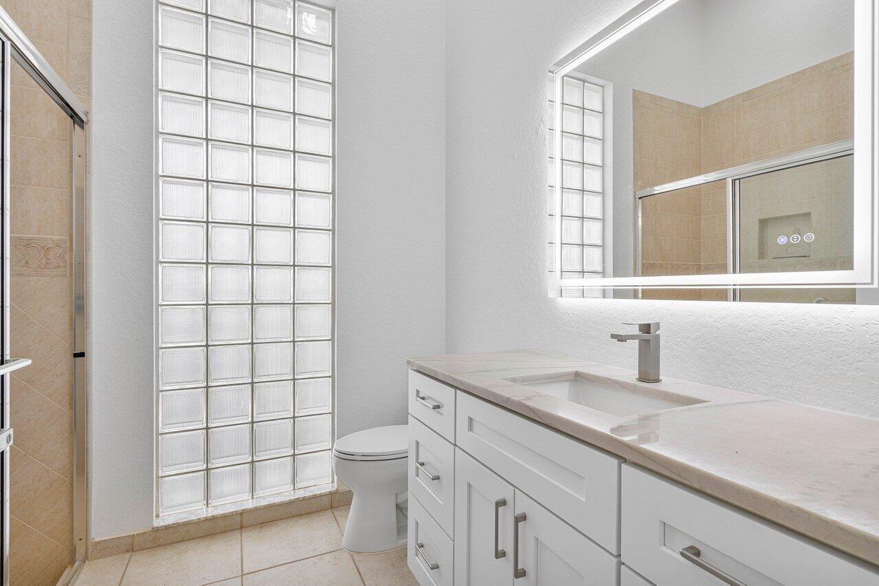 7976 Villa D Este Way