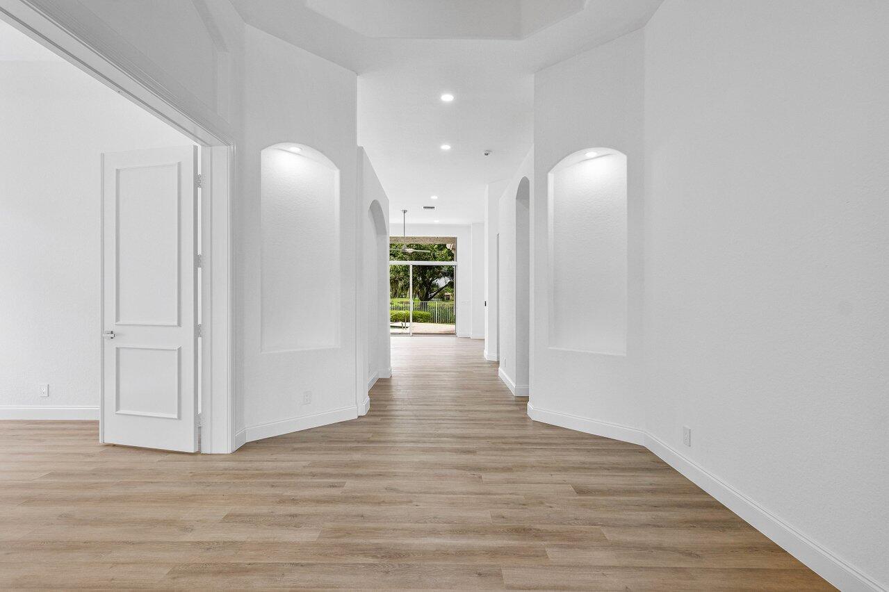 7976 Villa D Este Way