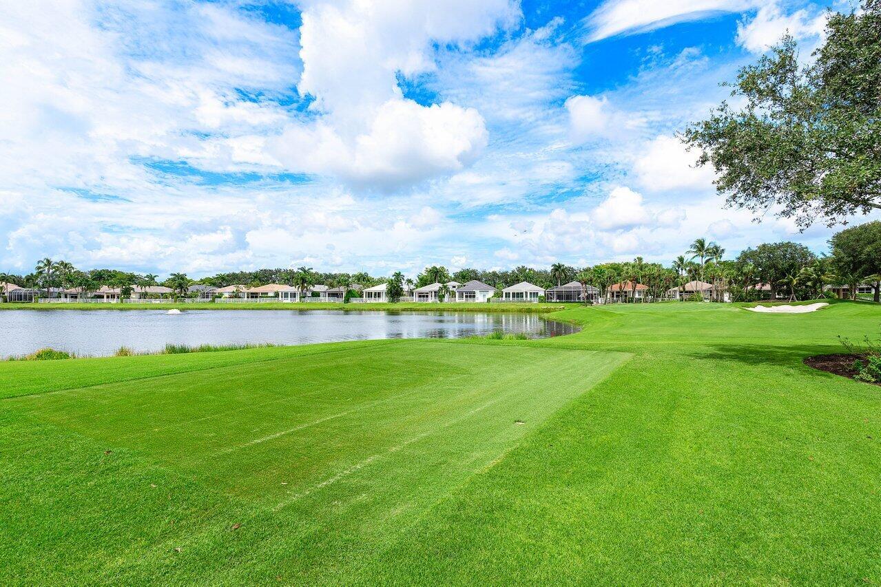 7976 Villa D Este Way