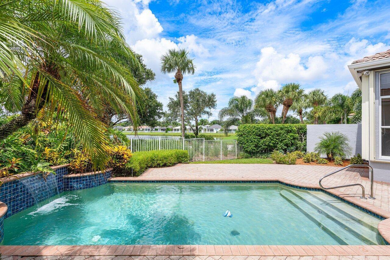 7976 Villa D Este Way