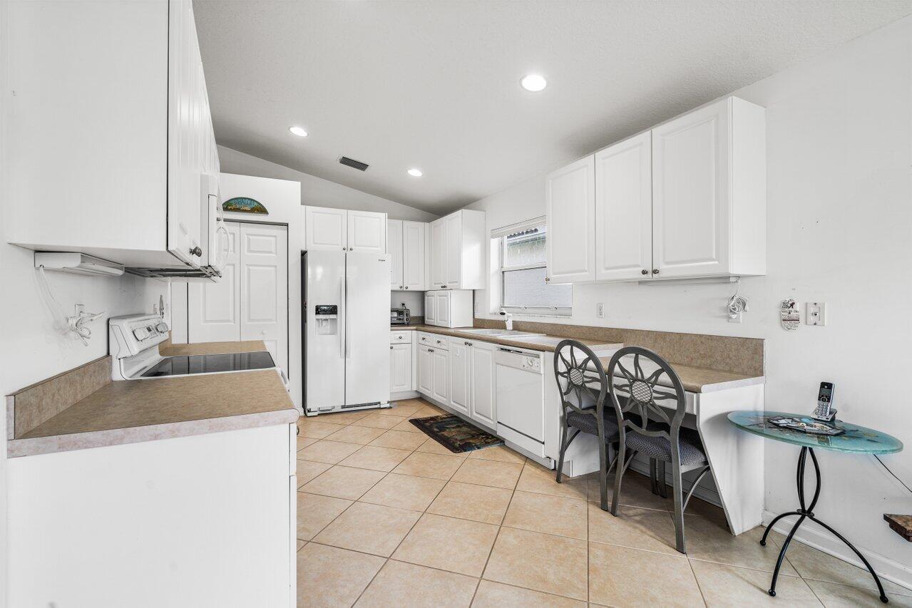 13044 Misty Gilbralter Way ()