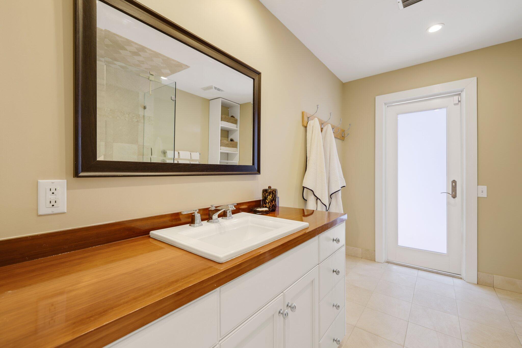 2002 Notre Dame Drive