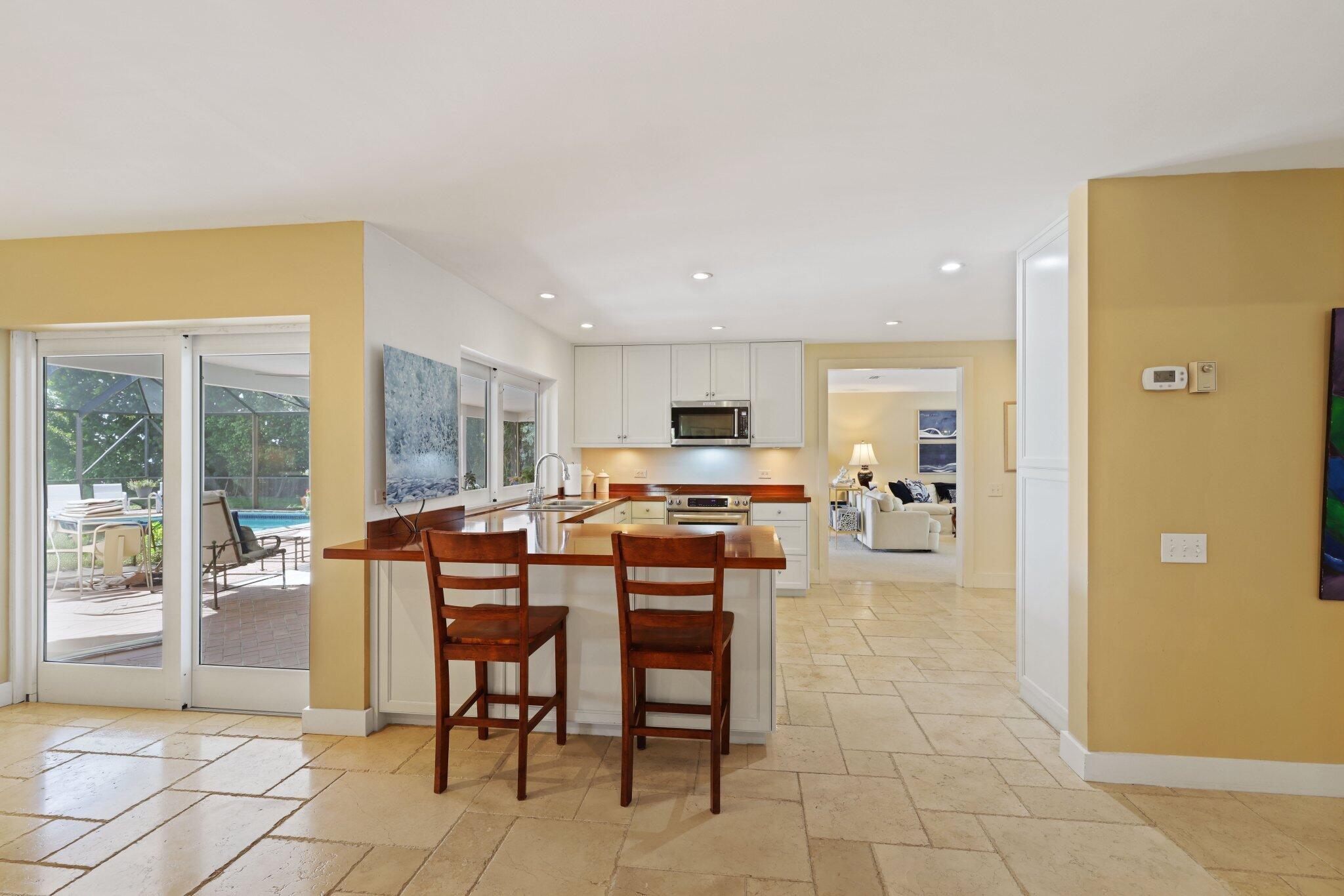 2002 Notre Dame Drive