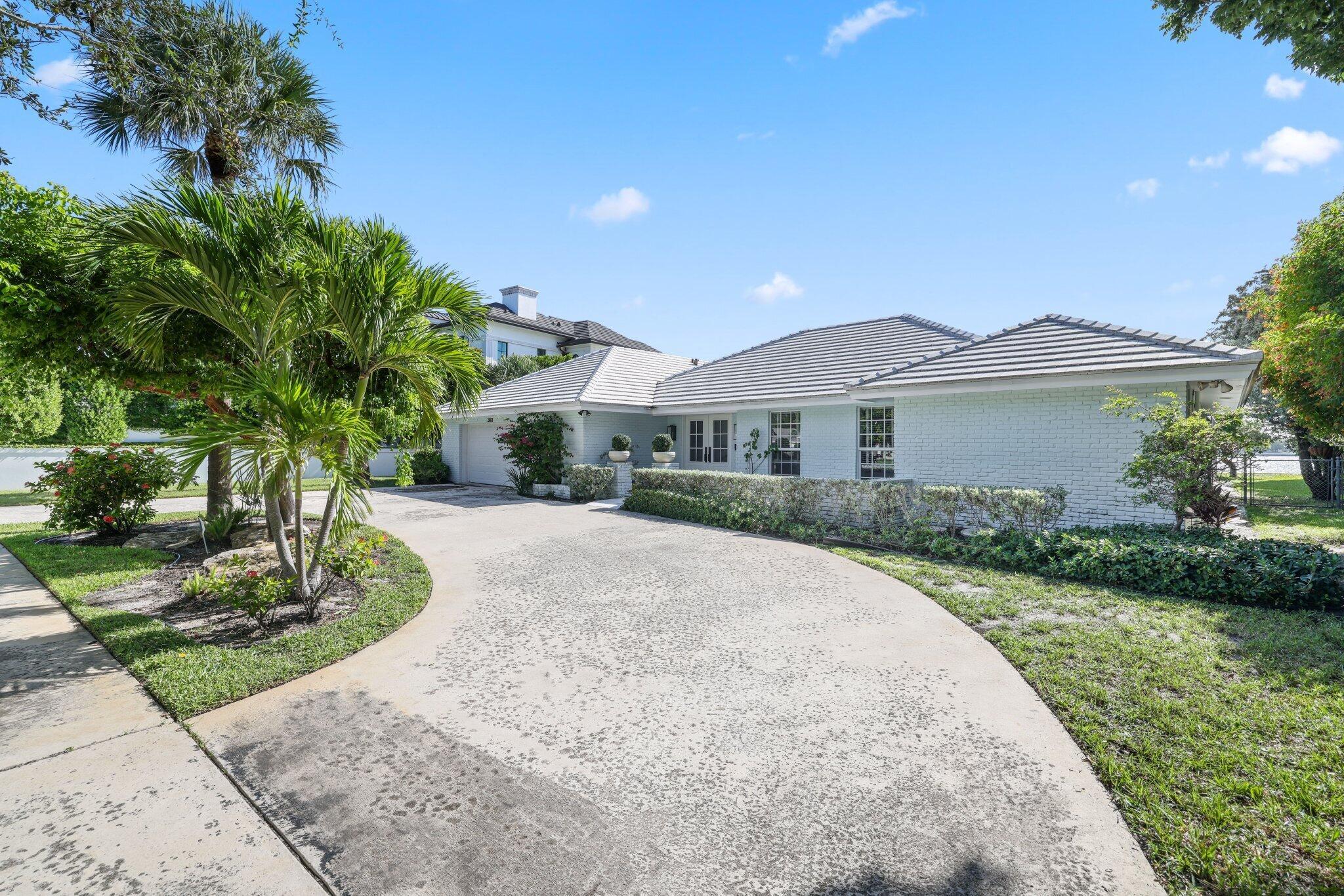 2002 Notre Dame Drive