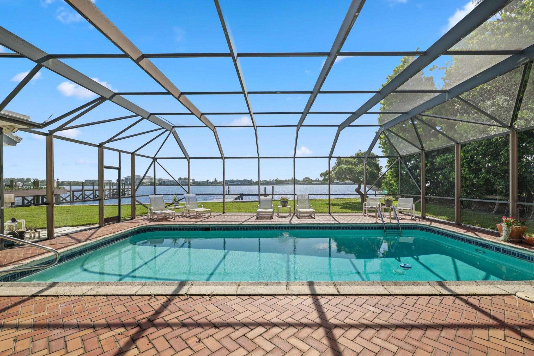 2002 Notre Dame Drive