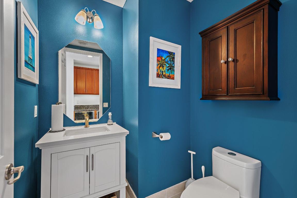 11792 Valencia Gardens Avenue