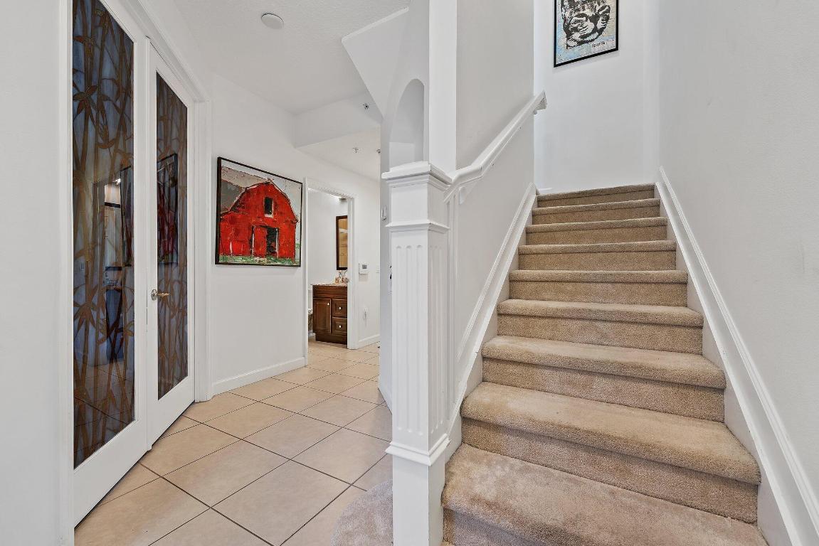 11792 Valencia Gardens Avenue