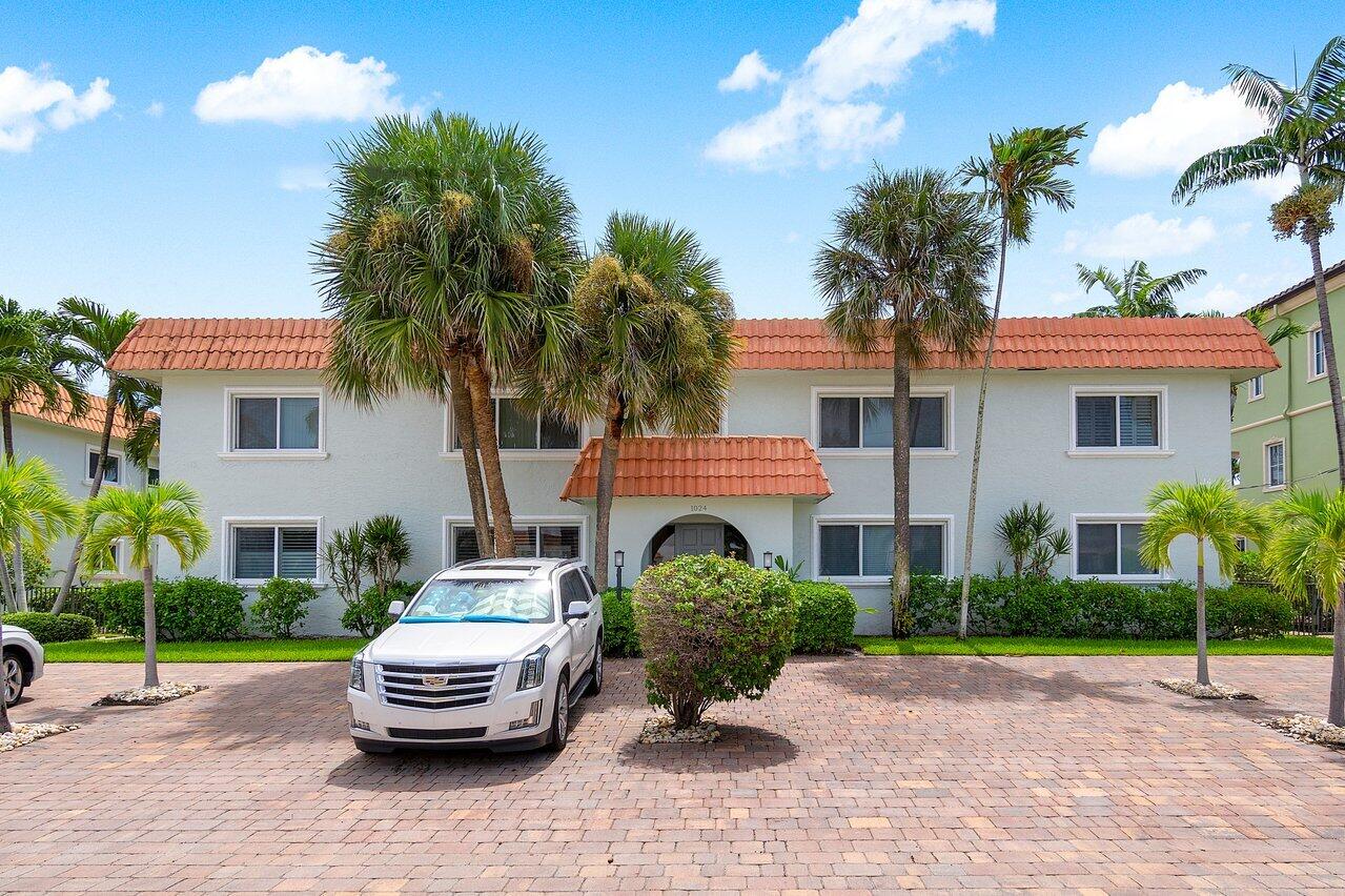 1024 Bel Air Drive 2