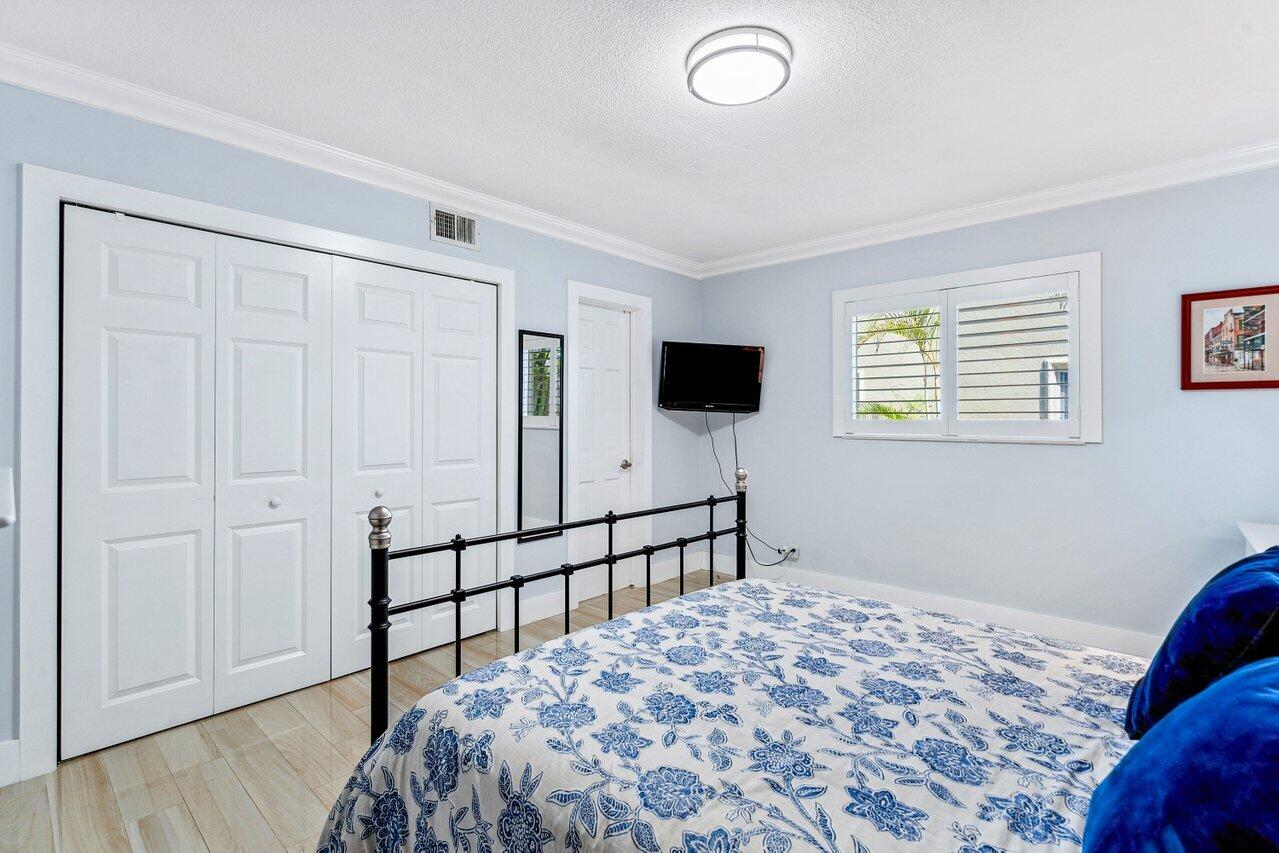 1024 Bel Air Drive 2