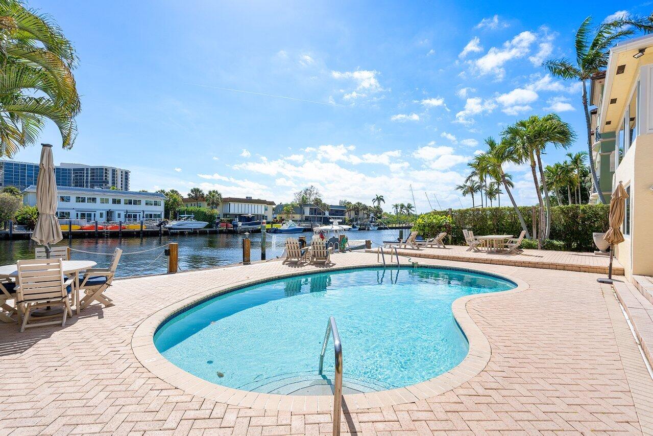 1024 Bel Air Drive 2