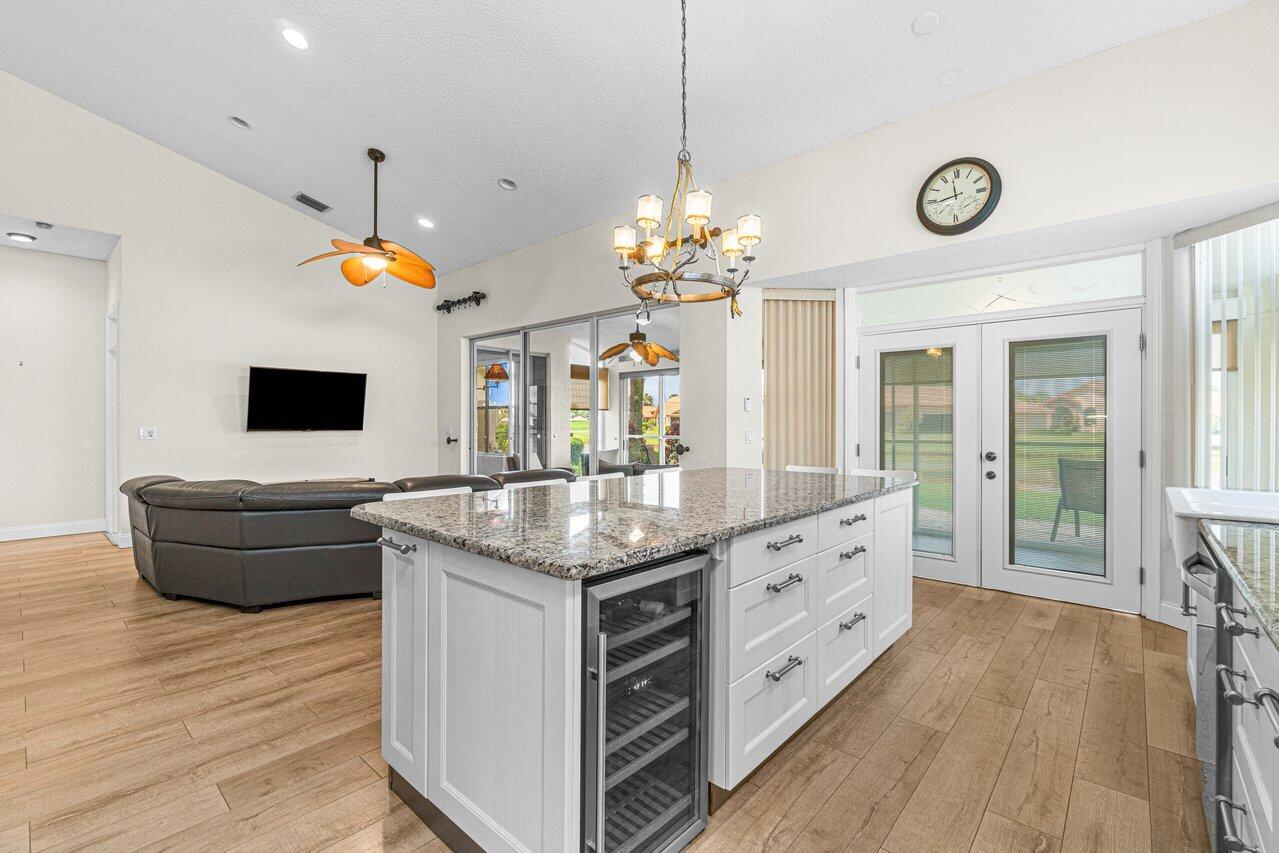 7215 Ashford Lane