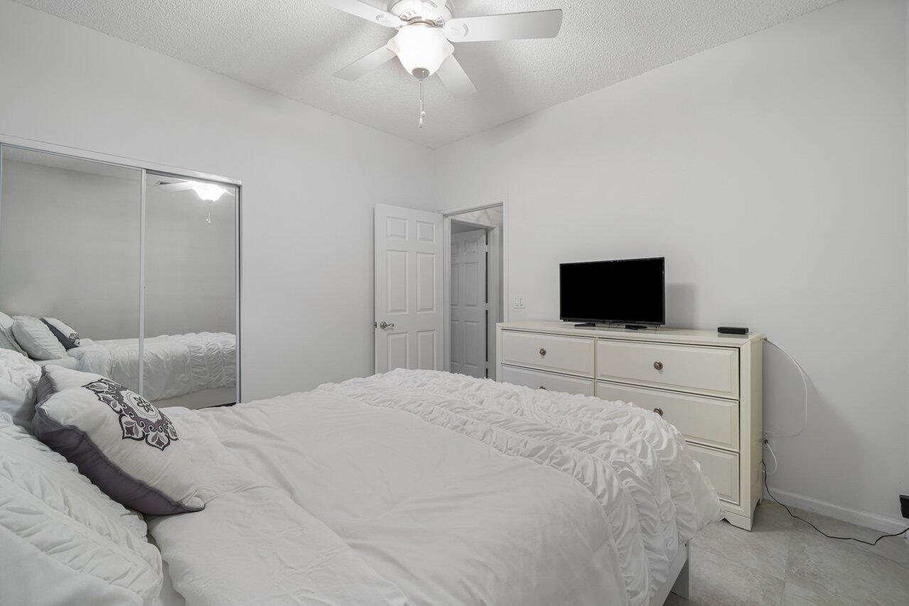 7215 Ashford Lane