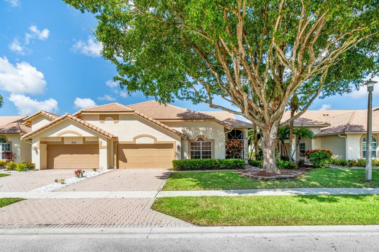 7215 Ashford Lane