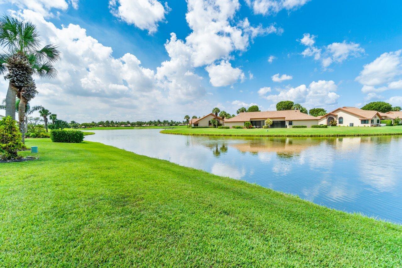 7215 Ashford Lane