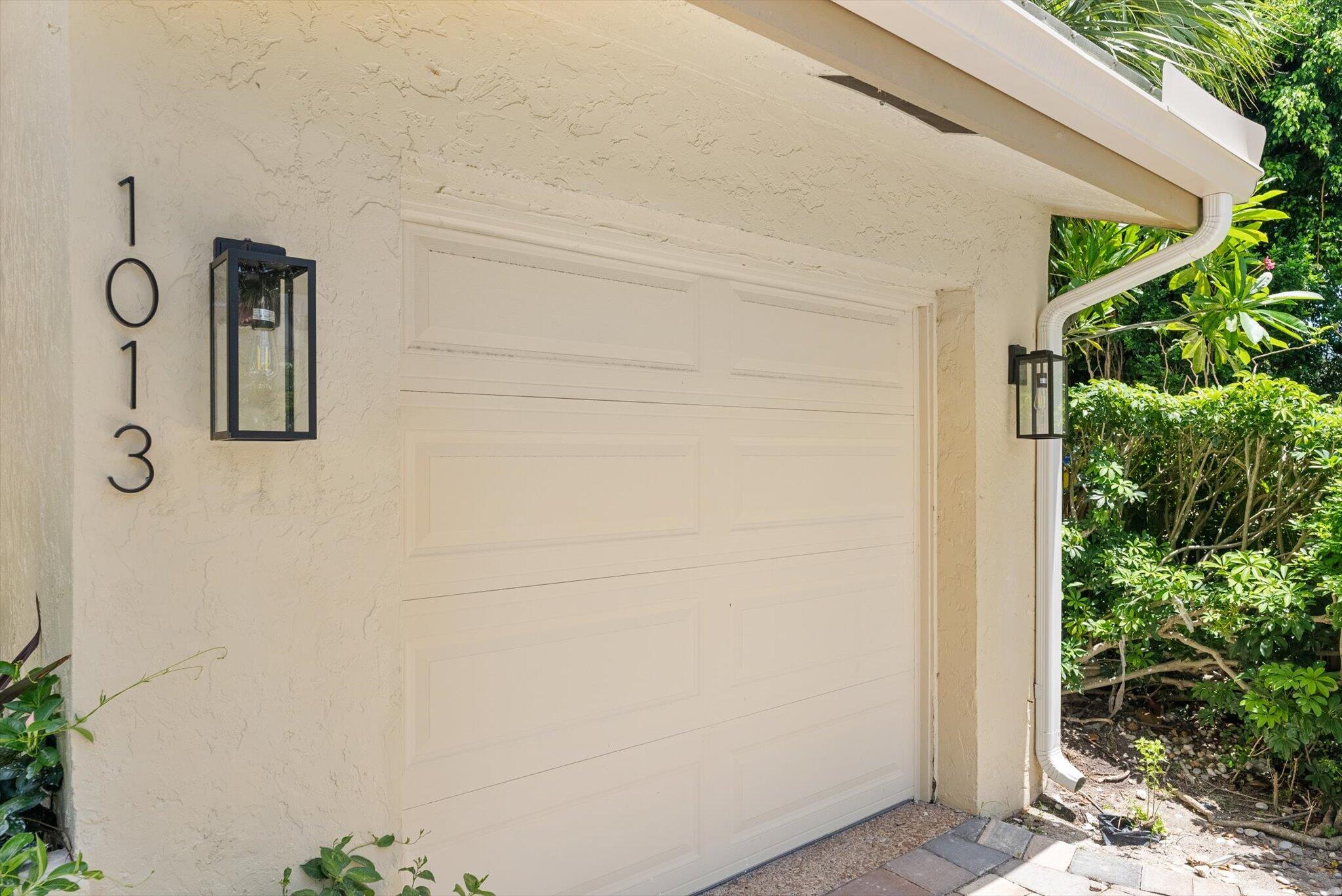 1013 Bel Air Drive 1