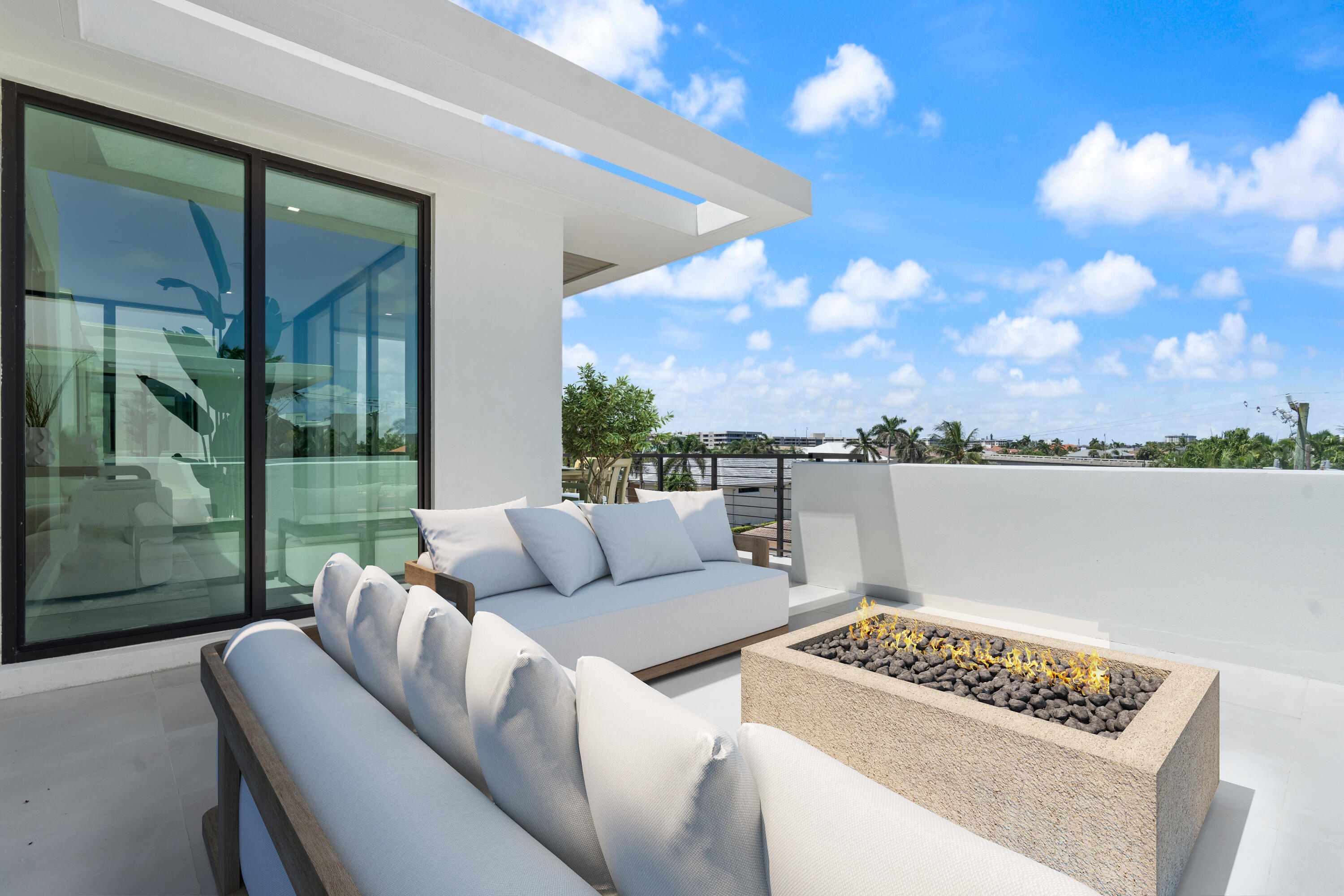 1066 Del Harbour Drive