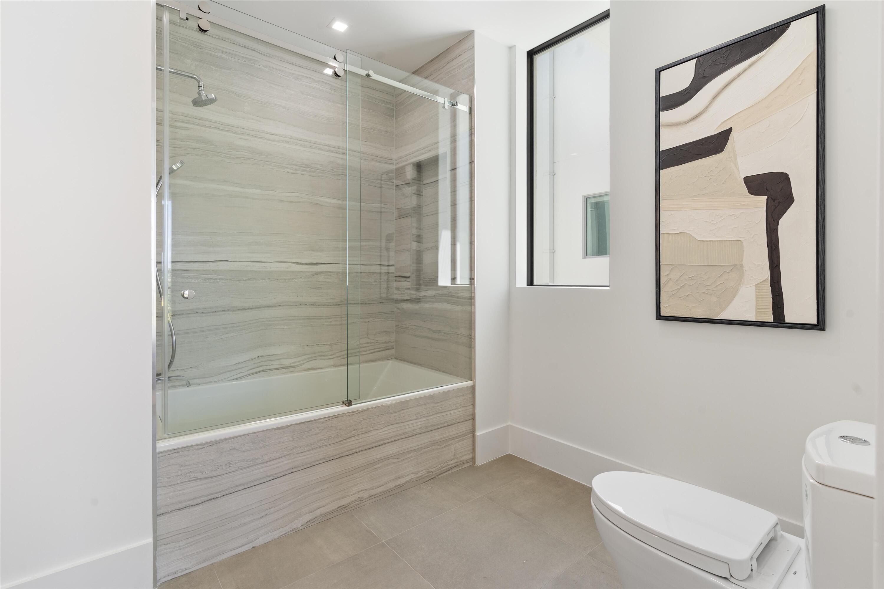 1066 Del Harbour Drive