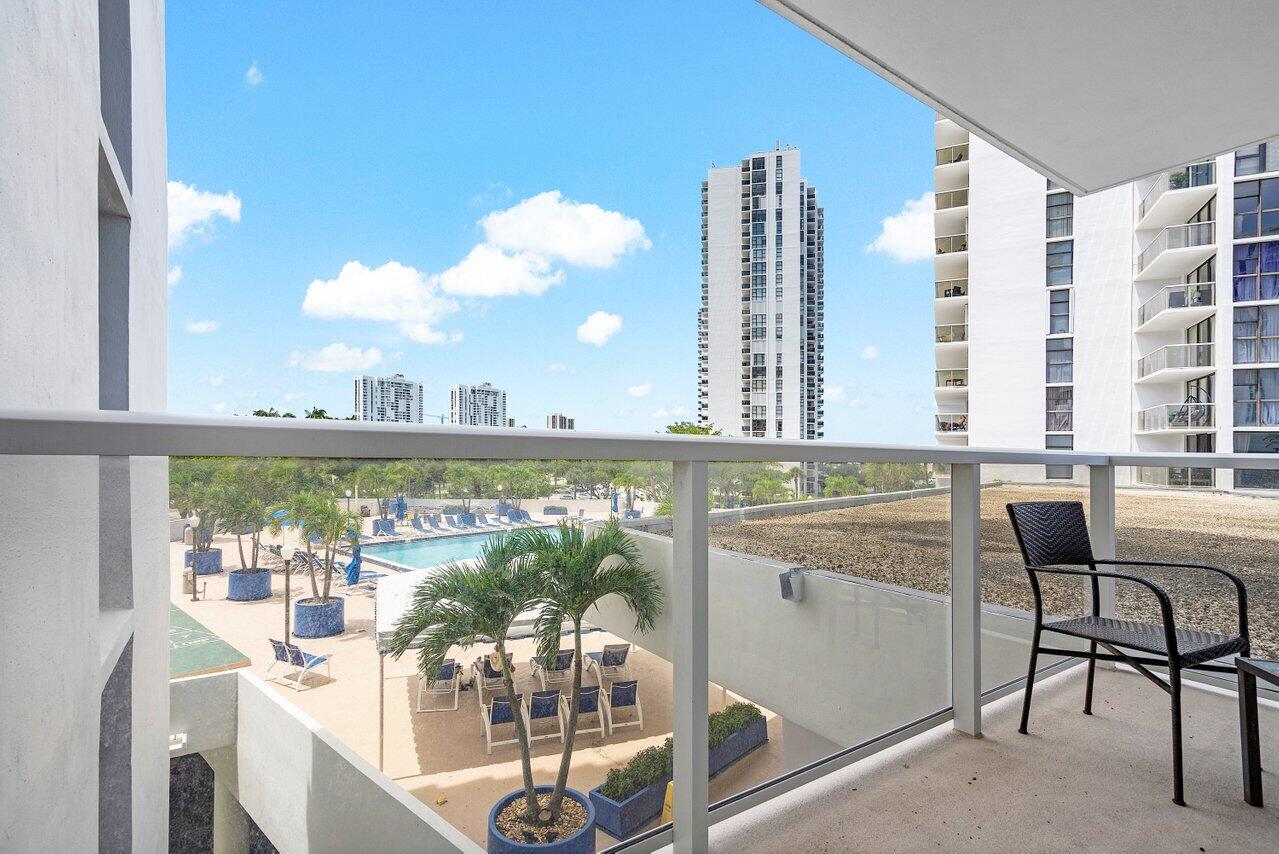 3731 N Country Club Drive Drive 428