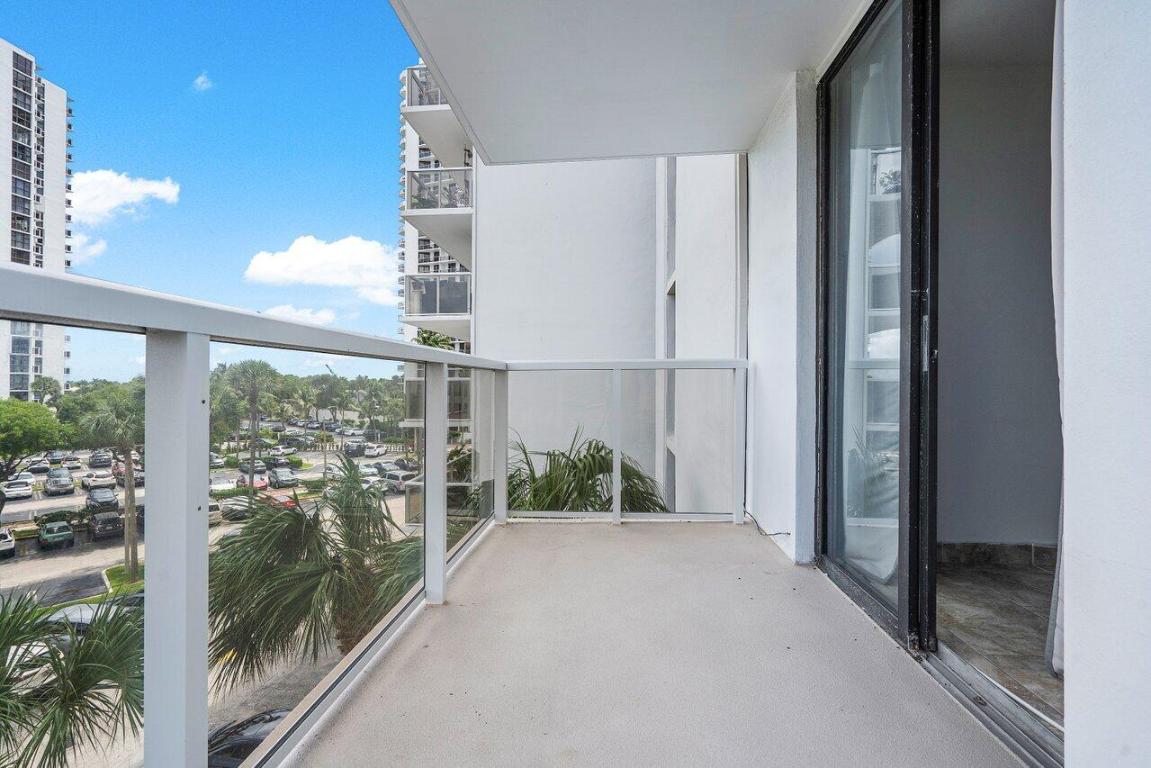 3731 N Country Club Drive Drive 428