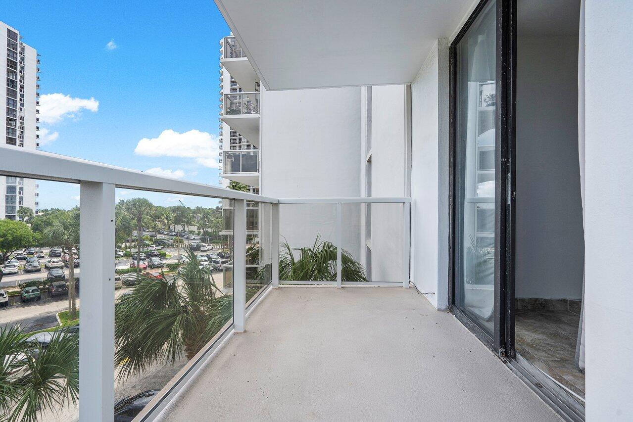 3731 N Country Club Drive Drive 428