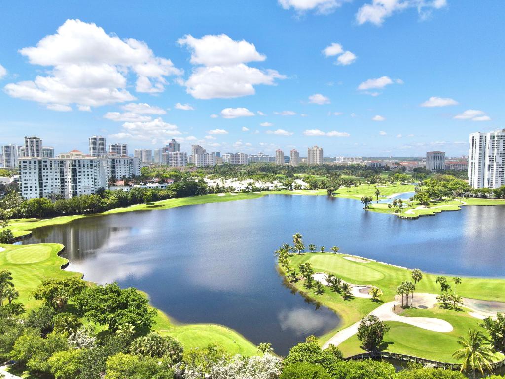 3731 N Country Club Drive Drive 428