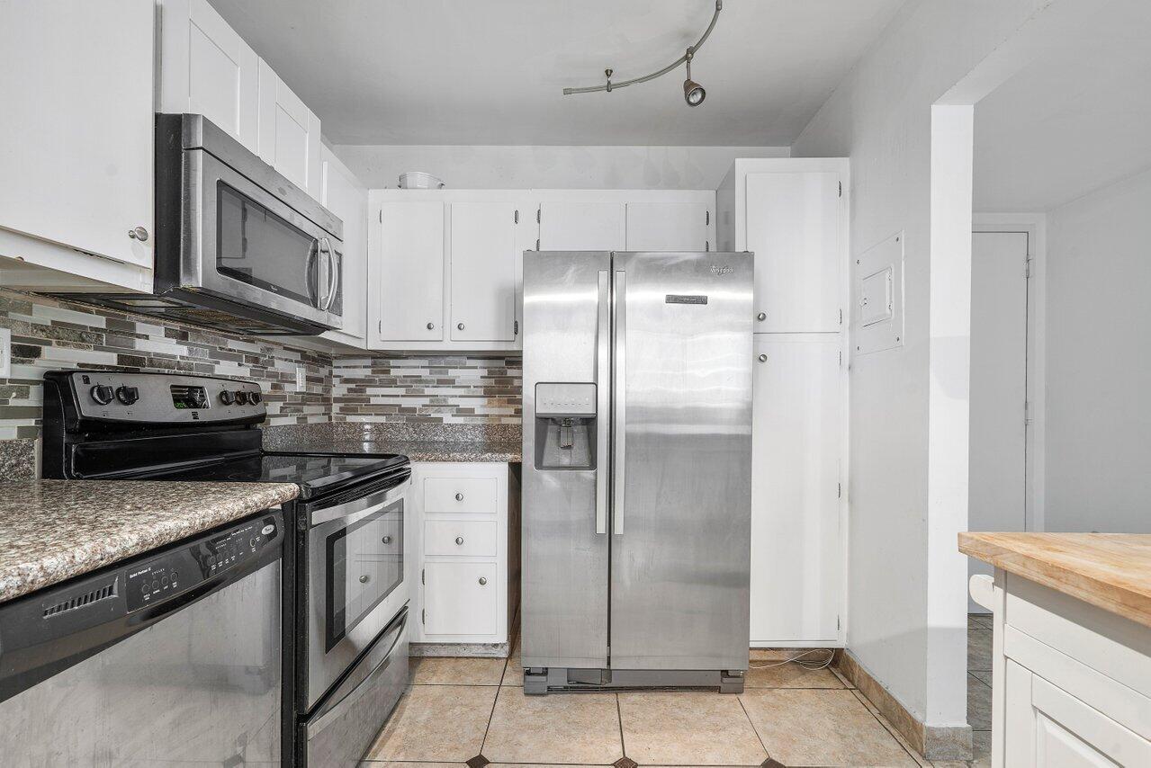 3731 N Country Club Drive Drive 428