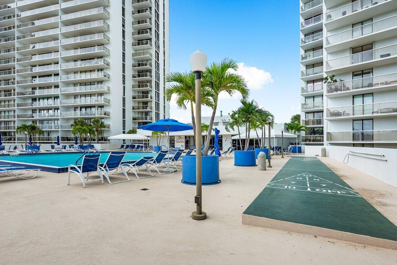 3731 N Country Club Drive Drive 428