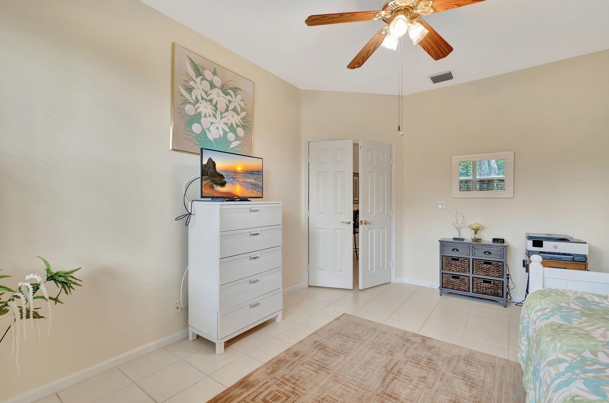 10704 Royal Caribbean Circle